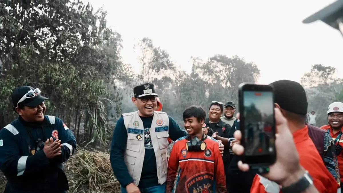 Kebakaran hutan di Pendingin, Kukar masih membara, sementara penanganan dari Pemprov Kaltim dinilai lamban.