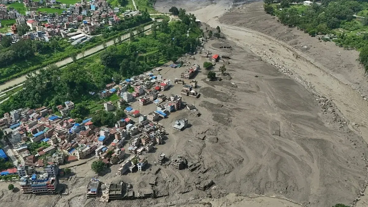 Sisa banjir besar di Nepal.