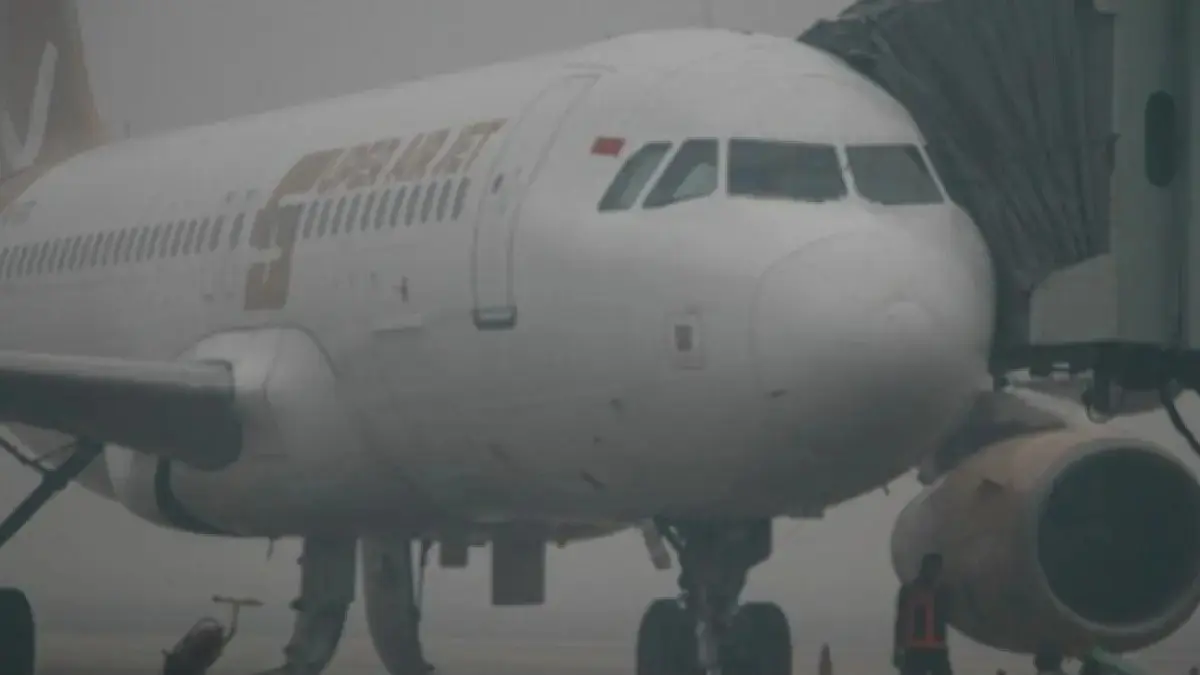 Kedatangan dan keberangkatan pesawat dari Bandara Tjilik Riwut terganggu. (Auliya Rahman/ Antara)