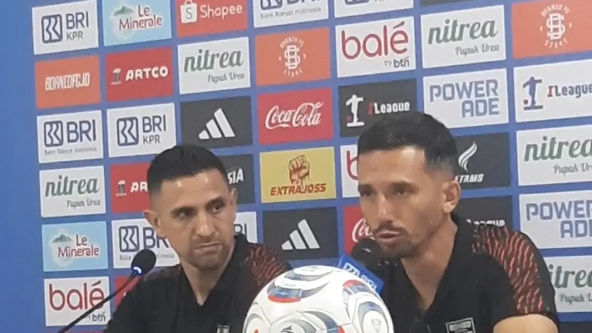 Pelatih Borneo FC, Mauro Jeronimo di sesi konferensi pers usai laga.