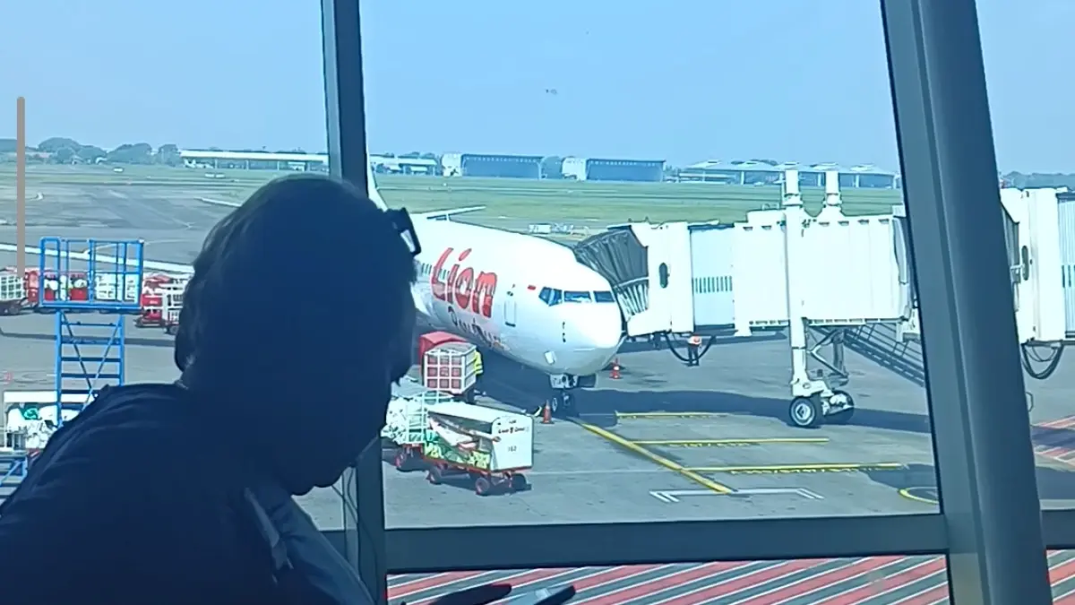 Bandara APT Pranoto.