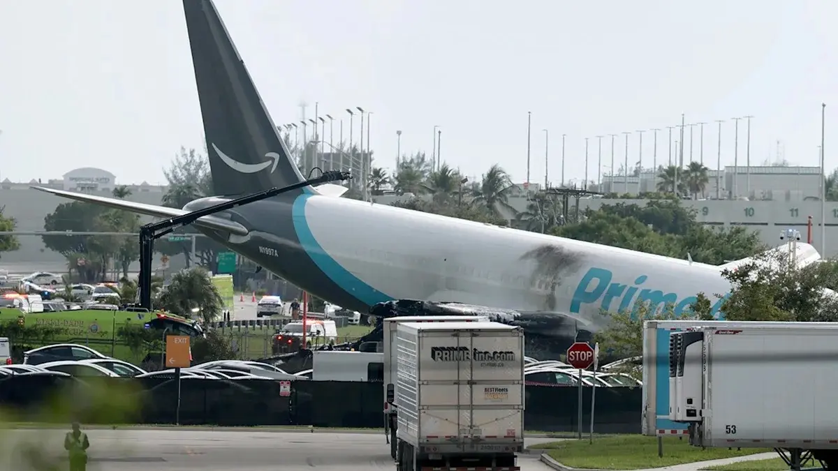 Prime Air tergelincir di Miami.