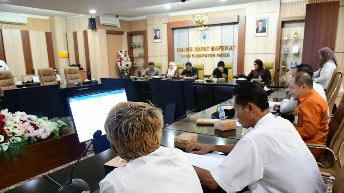  Panitia Khusus I DPRD Kabupaten Paser kembali menggelar Rapat Dengar Pendapat (RDP) dalam menegaskan komitmennya untuk dapat segera menuntaskan penyusunan Rancangan Peraturan Daerah Penanggulangan Kemiskinan demi menurunkan angka kemiskinan ekstrem di wilayah Paser secara berkelanjutan.