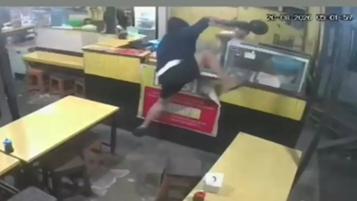 Pelaku penganiayaan inisial HSE menyerang pekerja warung di Jl Siradj Salman Samarinda