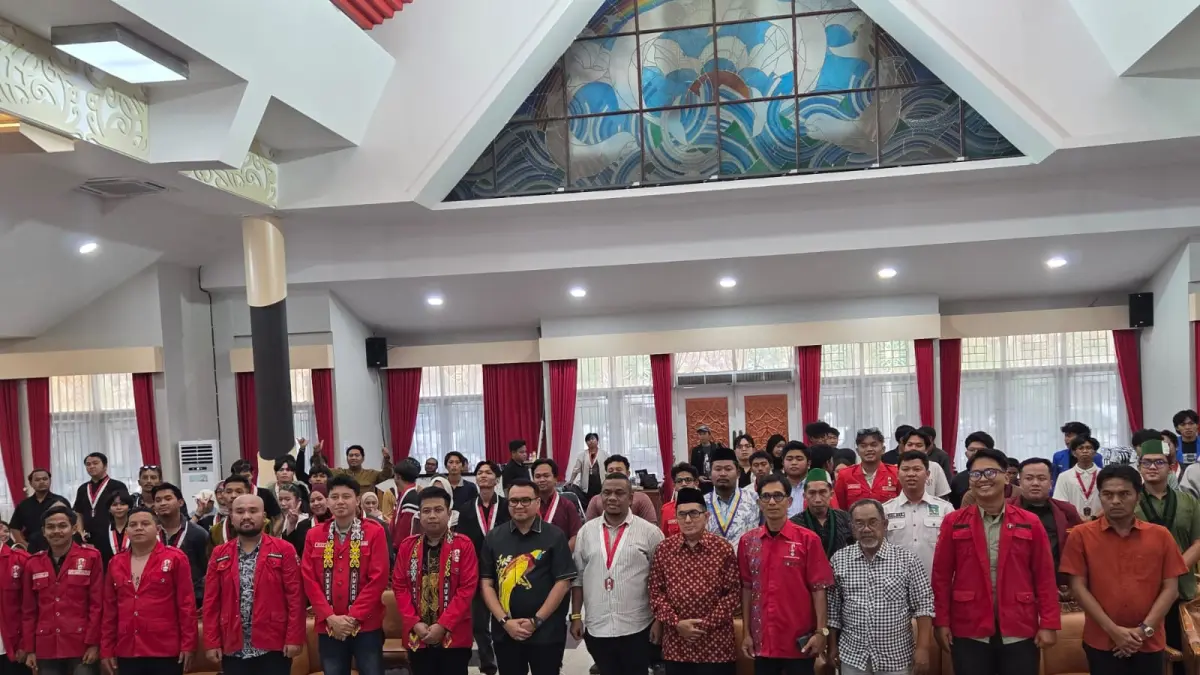 Bupati Kukar Aulia Rahman Basri membuka Konferda GMNI Kaltim (Elmo/Prokal.co)