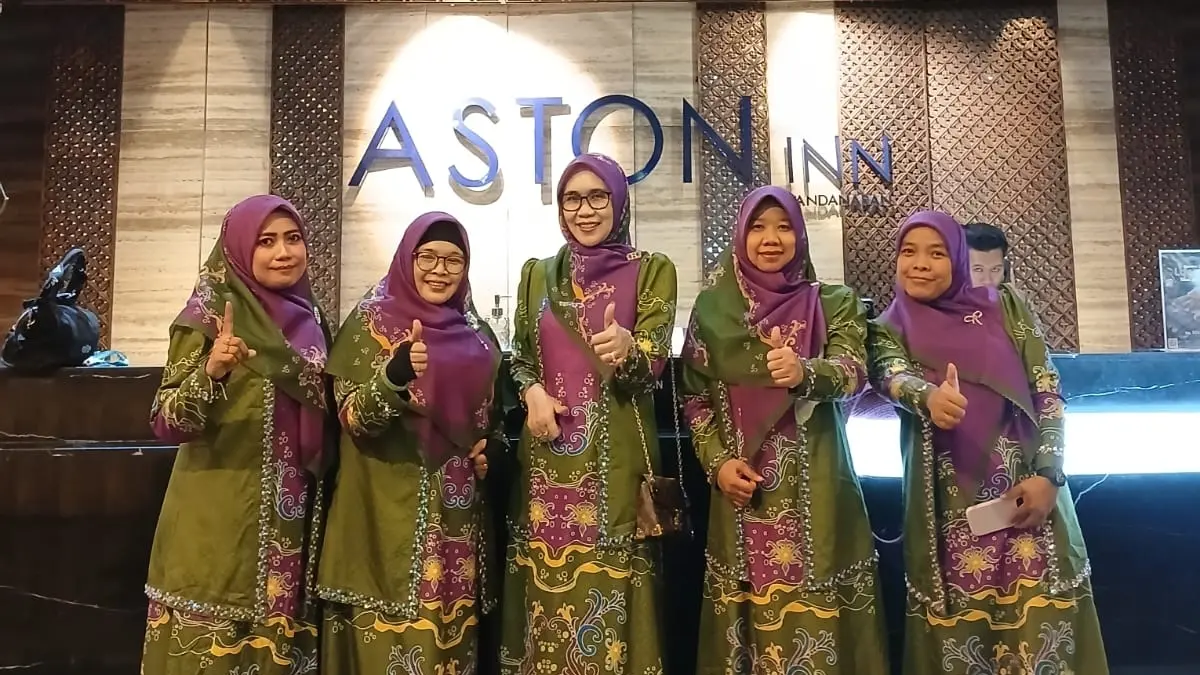 Seragam saat penutupan.