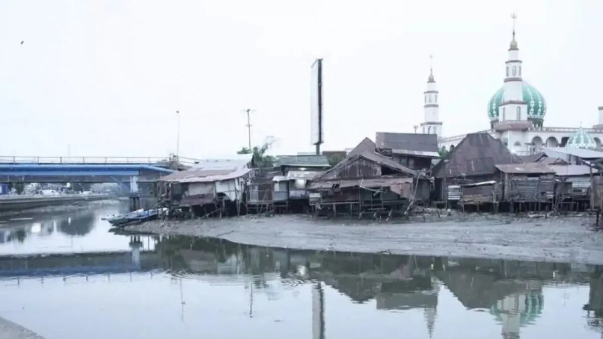 Kawasan Sungai Karang Mumus.
