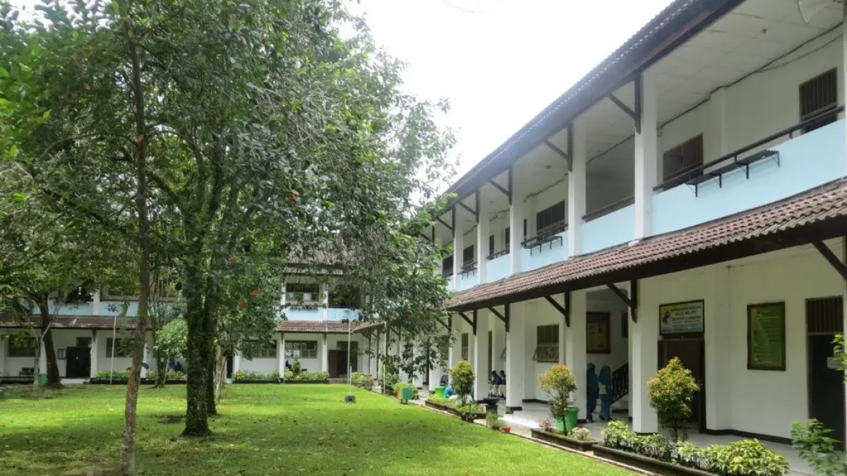SMA negeri 10.