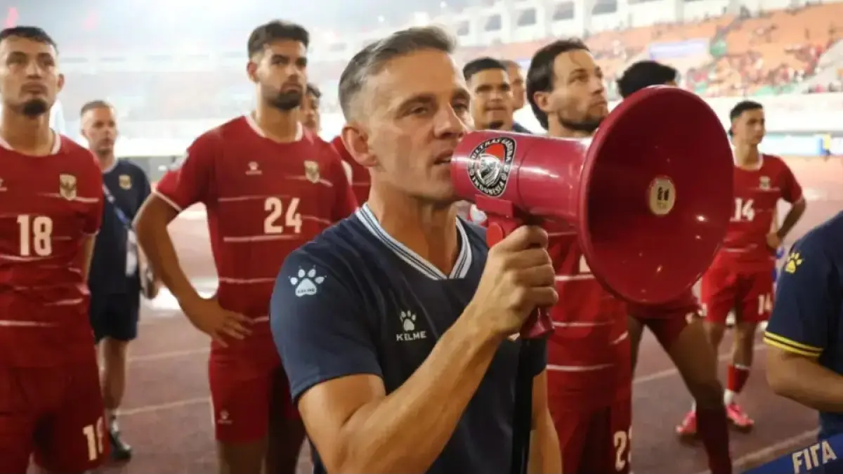 John Herdman meminta Timnas Indonesia menjaga fokus dan emosi saat menghadapi Malaysia pada laga kedua Grup A FIFA ASEAN Cup 2026. (Dery Ridwansah JawaPos.com)