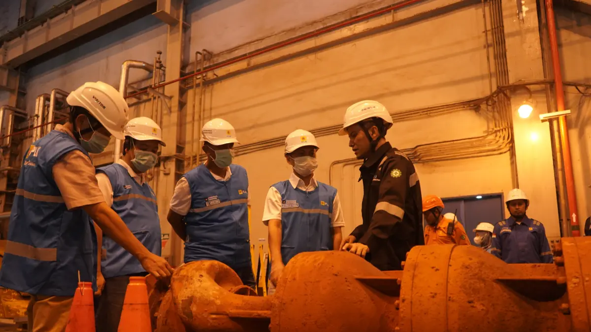 PT PLN (Persero) terus melakukan berbagai langkah pengamanan sistem kelistrikan Kalimantan seiring dengan proses pemulihan sejumlah fasilitas pembangkit.
