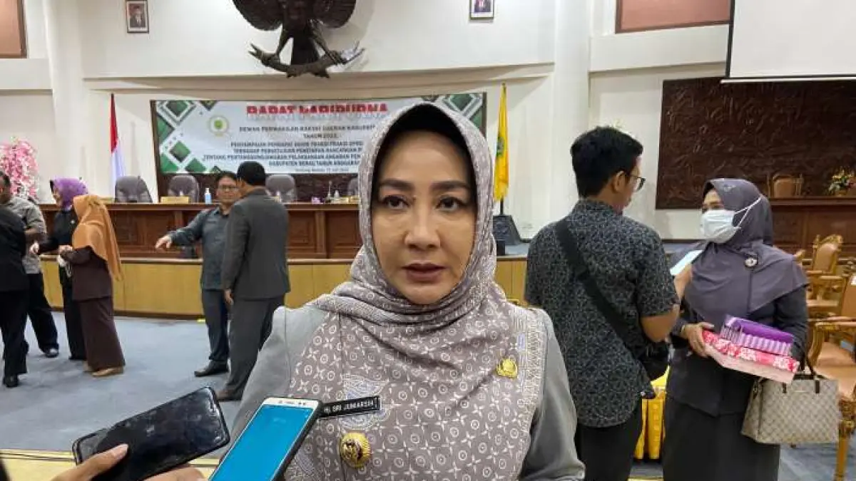 Sri Juniarsih Mas. KPG