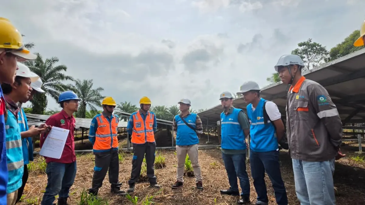 PT PLN (Persero) melalui Unit Induk Distribusi Kalimantan Timur dan Kalimantan Utara (UID Kaltimra) terus memperluas pemanfaatan energi bersih hingga wilayah perbatasan Indonesia.