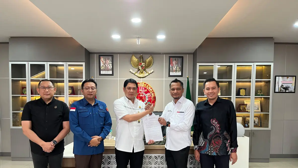 Penyerahan kepada BKS.