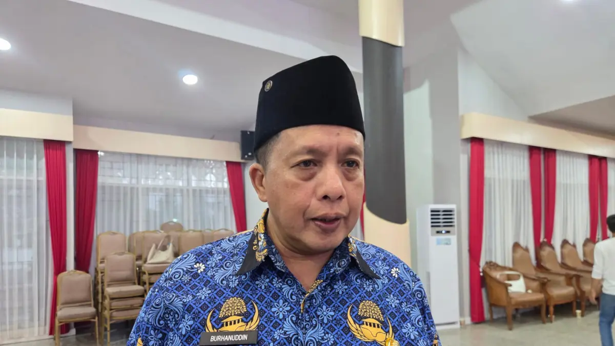 Plt Kepala Disperindag Kukar Burhanuddin (Elmo/Prokal.co)