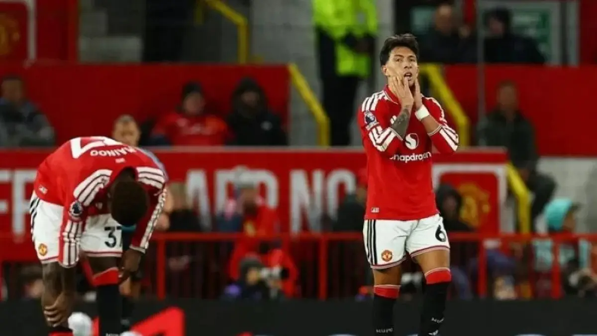 Lisandro Martinez dan kawan-kawan, hanya mendapat enam angka dalam enam pertandingan Manchester United di Premier League.