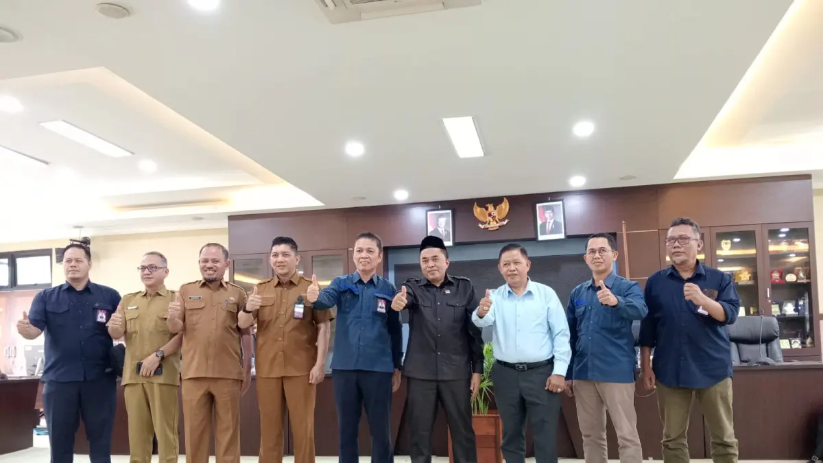 RDP DPRD Kukar bersama Unikarta mengenai aset daerah (Elmo/Prokal.co)