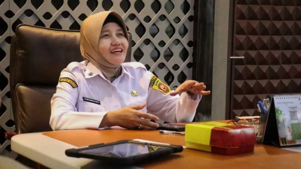 Sekda kota Samarinda, Neneng Chamelia Shanti