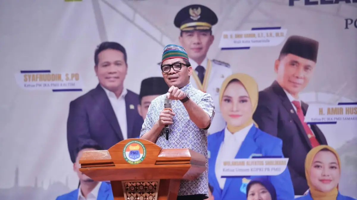 Wali Kota Samarinda, Andi Harun memberikan sambutan