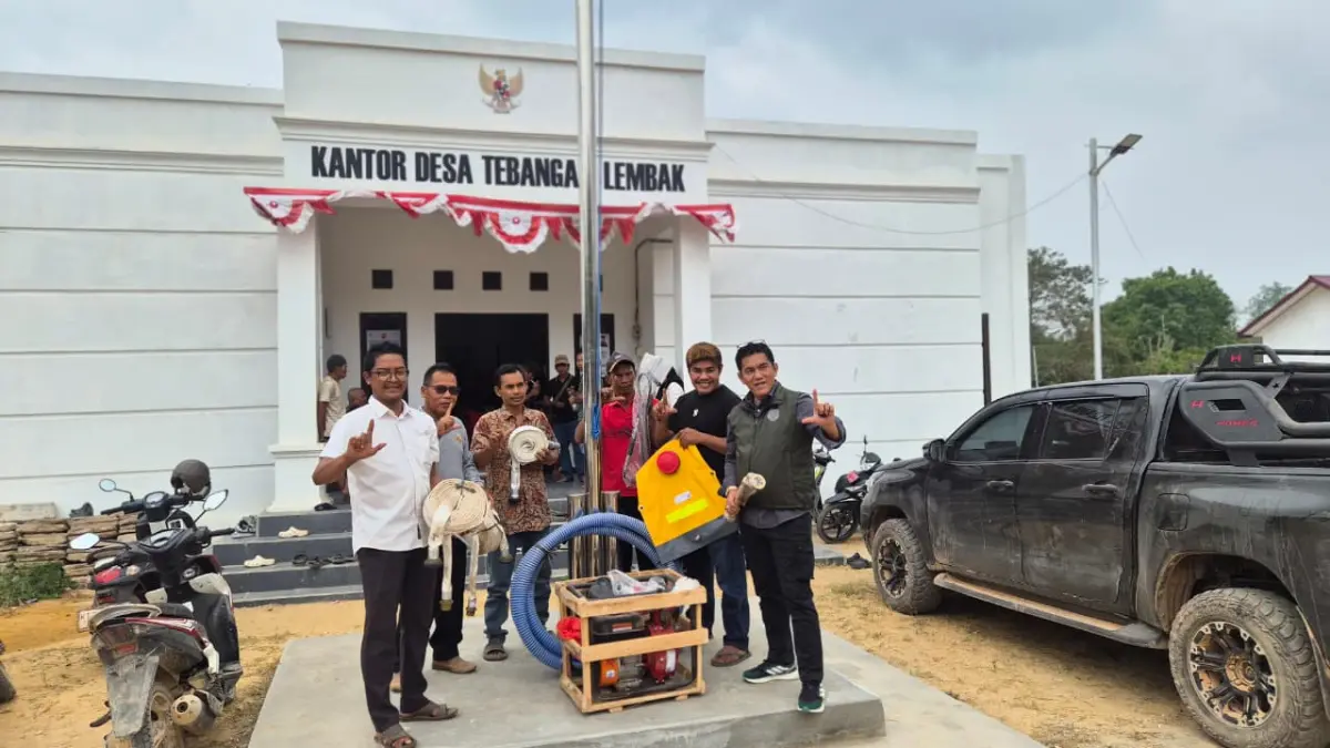 Pemberian bantuan.