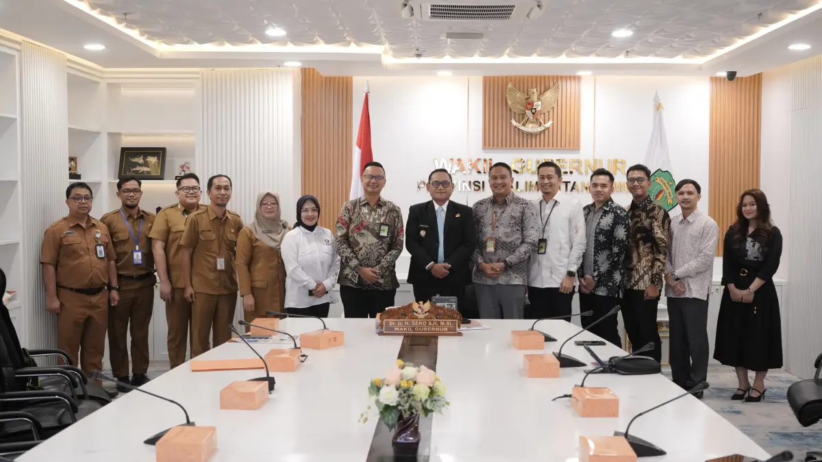 Wakil Gubernur dan jajaran Pertamina Patra Niaga.