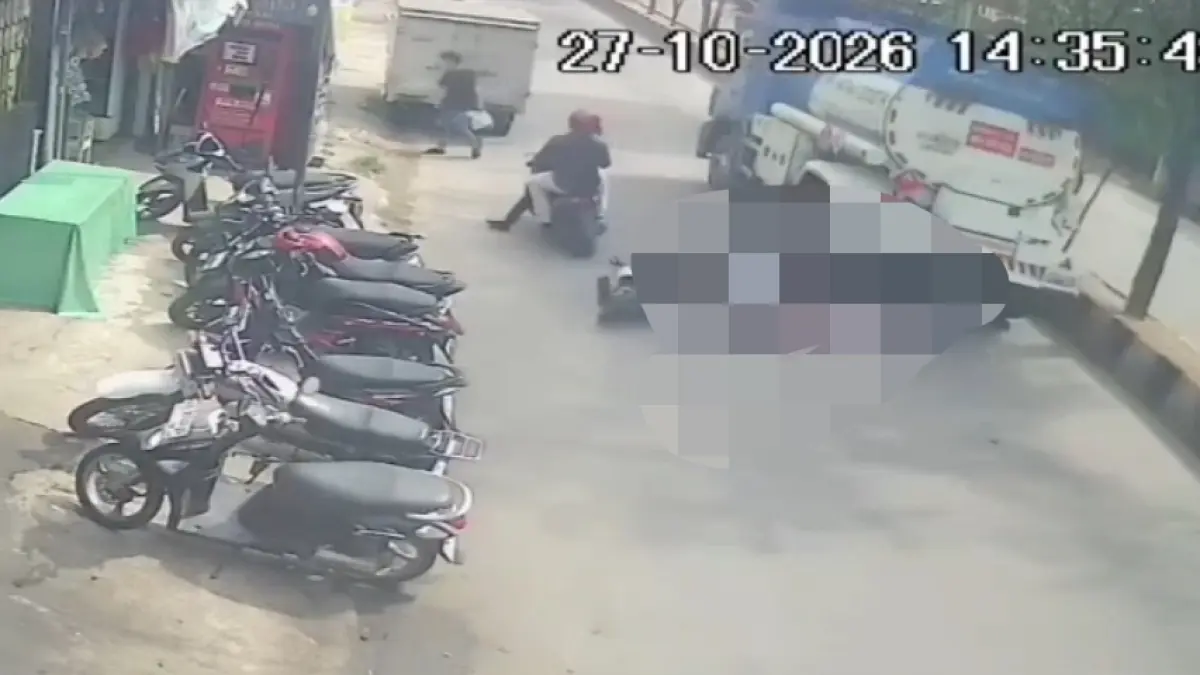 Tangkapan layar detik detik kecelakaan.