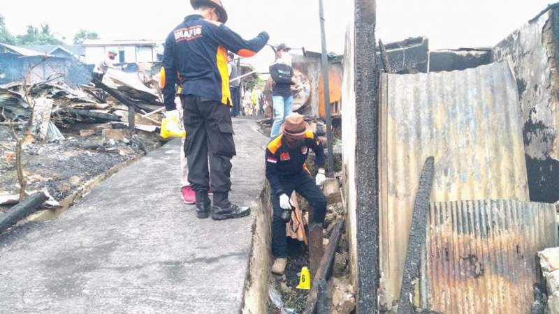 Polisi lakukan penyelidikan.