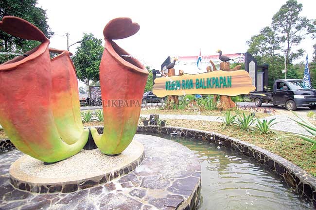 Pemkot mengkaji memberikan insentif kepada investor agar berinvestasi di Kebun Raya Balikpapan untuk membangun taman safari.