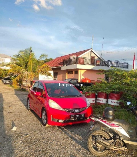 KEJAHATAN PENIPUAN: Mobil inilah yang ditawarkan di marketplace medsos oleh seseorang bernama Dedy Saputra. Setelah dibayar oleh korban, ternyata uang tidak dikasihkan kepada pemilik mobil.