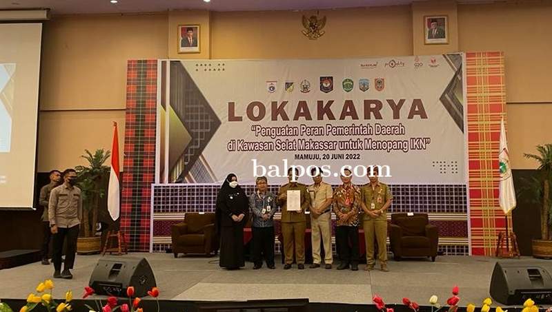 LOKAKARYA: Wabup Paser saat menghadiri kegiatan lokakarya di Mamuju Sulawesi Barat.(IST)