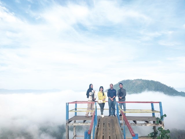 KEREN: Objek wisata Gunung Embun di Desa Luan, Kecamatan Muara Samu. Salah satu objek wisata yang menjadi fokus dikembangkan oleh Pemkab Paser pada tahun ini. (FOTO:TOMI/PASER POS)