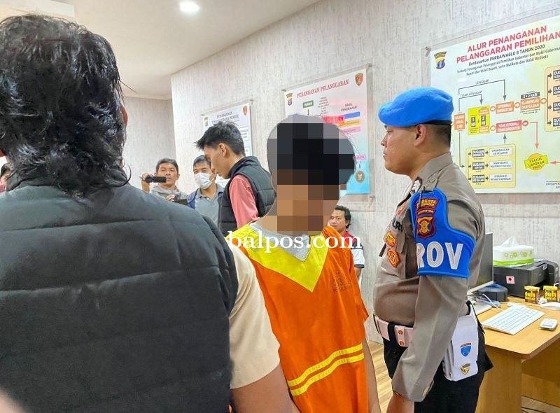 DIPROSES HUKUM: CE nekat menggelapkan uang senilai Rp 50 juta untuk judi online. (Foto: Erik Alfian/Prokal.co)