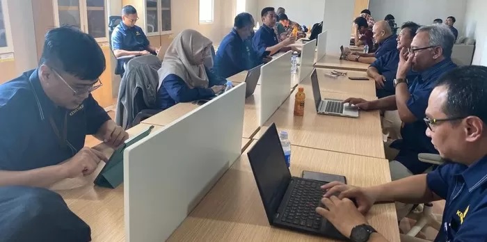 SEMANGAT:Proses Work From IKN (WFI) yang dilakukan pada pegawai di Hunian Pekerja Konstruksi (HPK) IKN di Sepaku, PPU. (FOTO:ISTIMEWA)