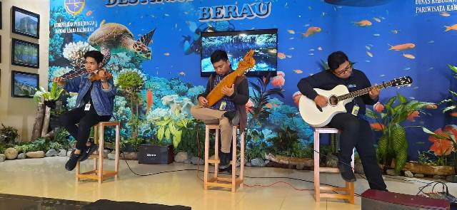 Whansetiyawan S.Sn, M.Sn