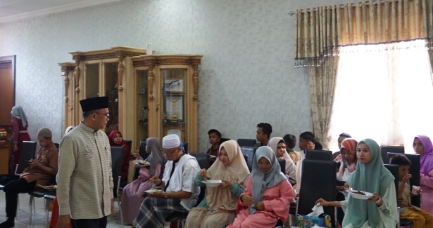 DITIADAKAN: Tahun ini pelaksanaan open house Lebaran Idulfitri 1441 H, di rumah pejabat ditiadakan.