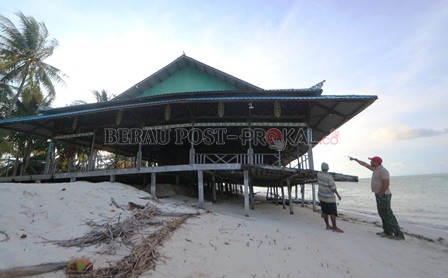 Salah satu sudut Pulau Derawan.