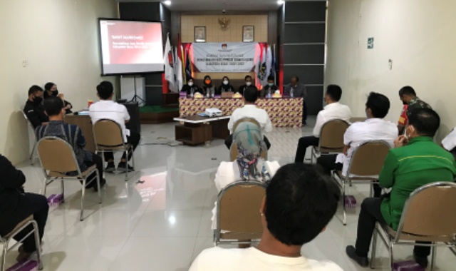 PEMUTAKHIRAN DATA: KPU Berau menggelar rapat koordinasi pemutakhiran data pemilih berkelanjutan, yang dihadiri sejumlah pihak, seperti Bawaslu dan perwakilan partai politik, kemarin (30/3).