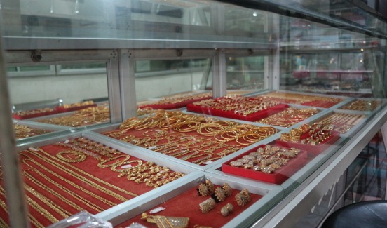 LOGAM MULIA: Penjualan emas mulai mengalami peningkatan menjelang Idulfitri.