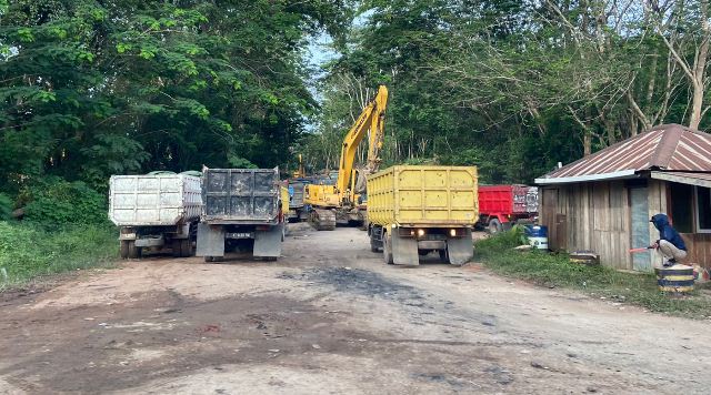 MINTA DITERTIBKAN: Salah satu titik lokasi aktivitas pertambangan yang berada di wilayah IUP PT BJU namun diduga tidak masuk dalam RKAB tahunan yang dibuat perusahaan.