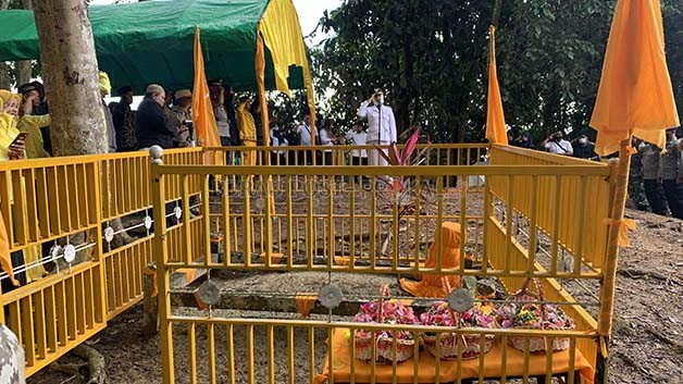 KURANG TERAWAT: Makam yang diduga milik raja pertama Berau, Baddit Dipattung yang berada di Kampung Merancang Ulu, Kecamatan Gunung Tabur.