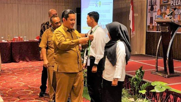 BANGKITKAN LITERASI: DPK Kaltim menyelenggarakan Pelatihan Kepala Perpustakaan Sekolah Pola 120 Jam yang diikuti 40 peserta di Hotel Horison selama 11 hari.