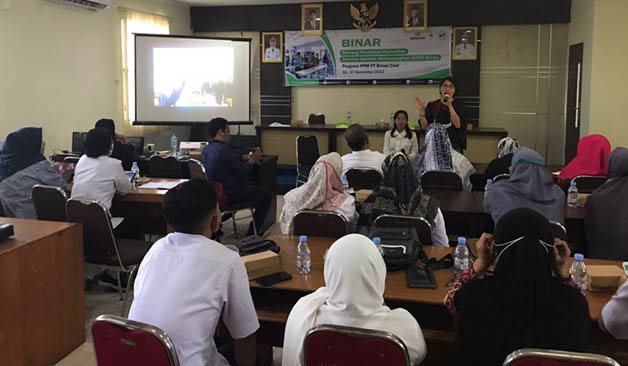 SEKTOR PENDIDIKAN: Kegiatan Bincang Perubahan (Binar) Komunitas Gerakan Sekolah Menyenangkan (GSM) Berau gelaran Yayasan Dharma Bhakti Berau Coal (YDBBC) PT Berau Coal yang diikuti sejumlah peserta dari kalangan guru dan kepala sekolah, kemarin.