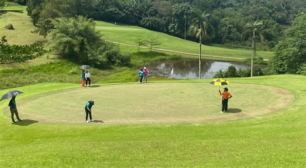 TAMBAH PENGALAMAN: Atlet golf Berau saat mengikuti Porprov Kaltim 2022, beberapa waktu lalu.