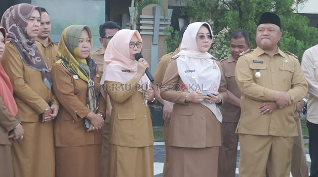 PASAR MANCANEGARA: Bupati Berau Sri Juniarsih, memimpin pelepasan ekspor biji kakao fermentasi ke Amerika Serikat, kemarin.