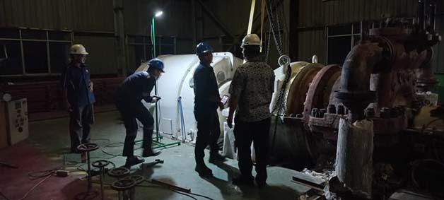 PEREMAJAAN: Petugas tengah mengebut peremajaan unit 1 di PLTU Lati, agar pemadaman bergilir tidak berlangsung panjang.