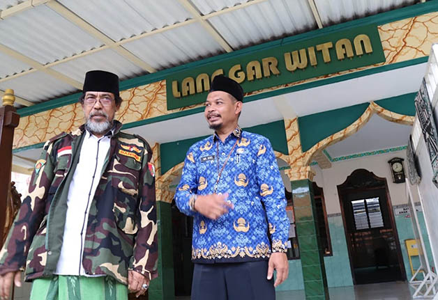 LANGGAR WITAN: Musala Langgar Witan dipercaya sebagai langgar pertama yang dibuat sejak Dresmo didirikan, meski sudah tiga kali direvitalisasi, desain arsitektur lama masih dipertahankan.