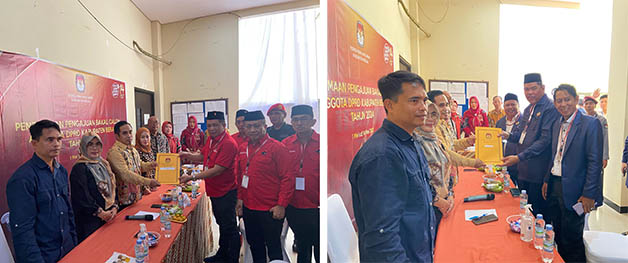 CALON WAKIL RAKYAT: Pengurus PDIP dan NasDem Berau, menyerahkan dokumen pendaftaran bacaleg yang diterima Ketua KPU Berau, Kamis (11/5).