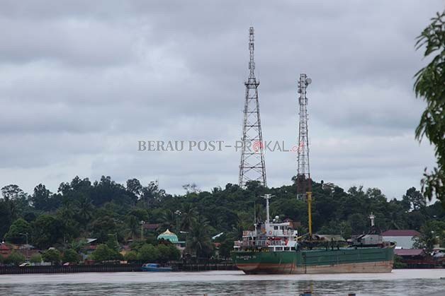 ILUSTRASI: Salah satu tower BTS yang ada di Kabupaten Berau. Hingga saat ini sejumlah daerah di Bumi Batiwakkal masih mengalami blankspot.