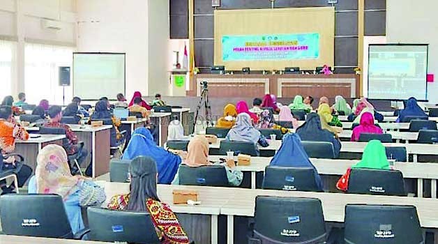 SEMINAR STUNTING: Sejumlah kepala sekolah di Berau saat mengikuti seminar stunting yang diadakan Dinas Kesehatan Berau.