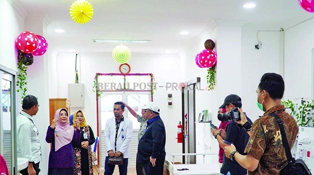 PERESMIAN: RSUD dr Abdul Rivai Tanjung Redeb saat meresmikan pelayanan cuci darah yang sudah tersedia saat ini.
