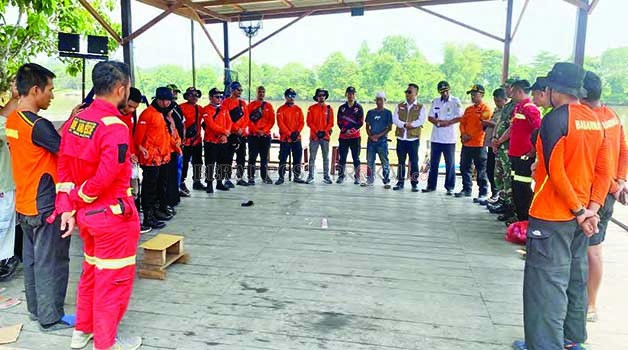 DIHENTIKAN: Pencarian korban anak tenggelam ES (7) ditutup pada Rabu (4/10), setelah penemuan potongan tubuh dan keluraga korban juga sudah ikhlas melepas kepergian ES.